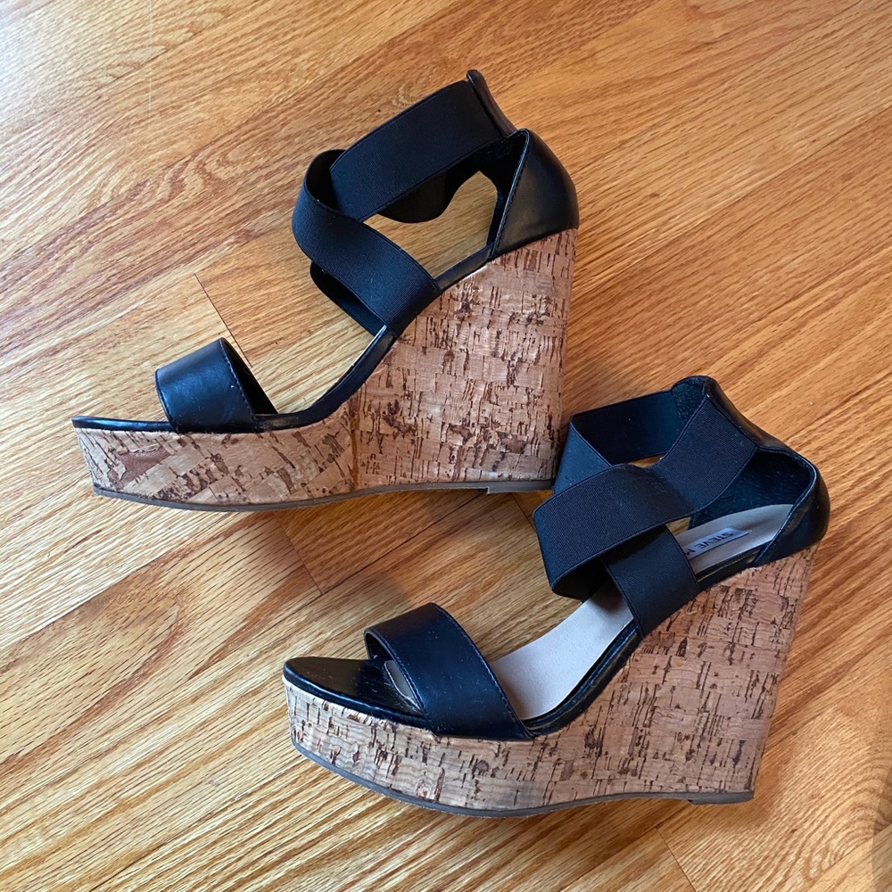 Steve Madden Wedge sandal